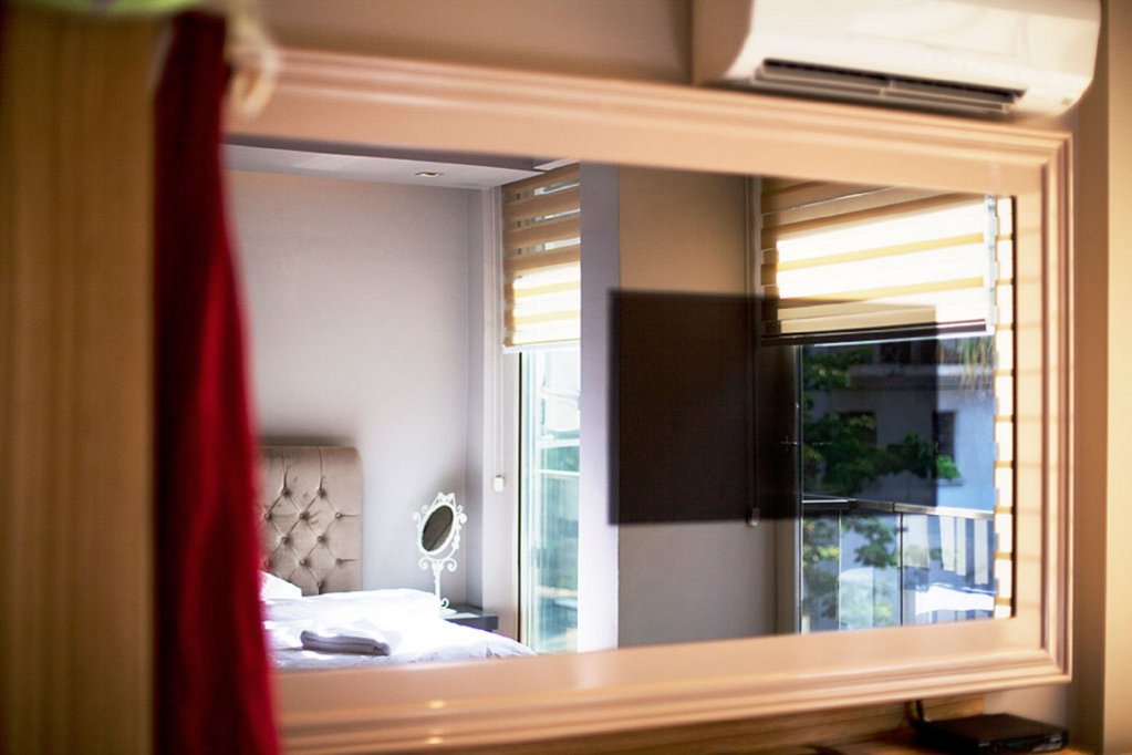 Каш: Upper House Hotel