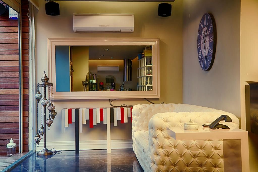 Каш: Upper House Hotel