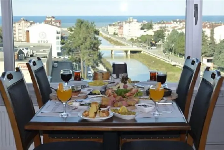 Орду: Grand Hotel Tesk