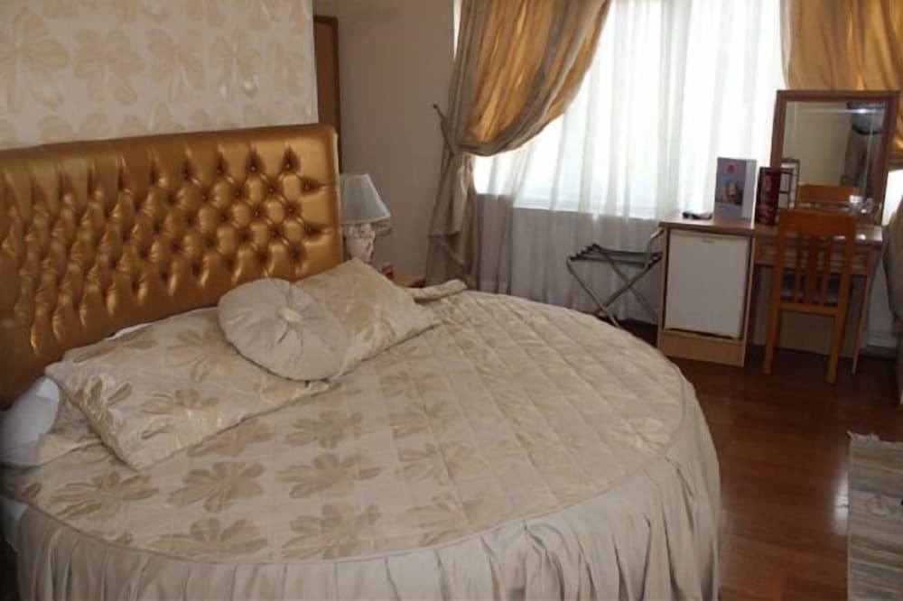 Орду: Grand Hotel Tesk
