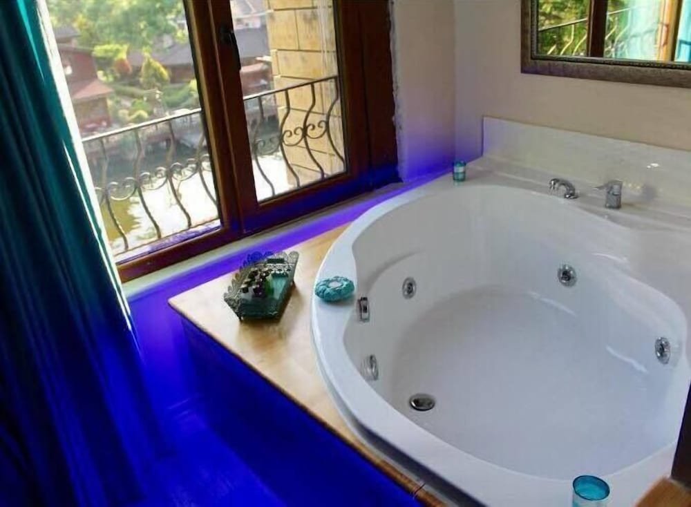 Сайл: Agva My Way Hotel