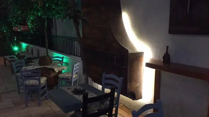 Айвалык: Dalyan Butik Otel Hayat Bahcesi