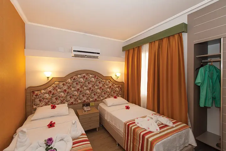 Мармарис: Exelsior Beach Aparthotel