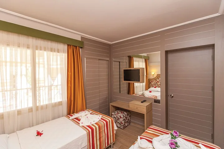 Мармарис: Exelsior Beach Aparthotel