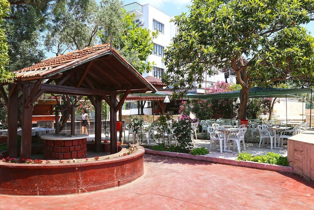 Мармара: Alevok Hotel