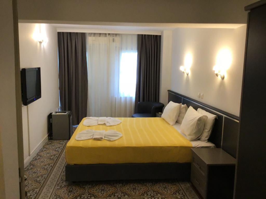 Измир: Otel Balca