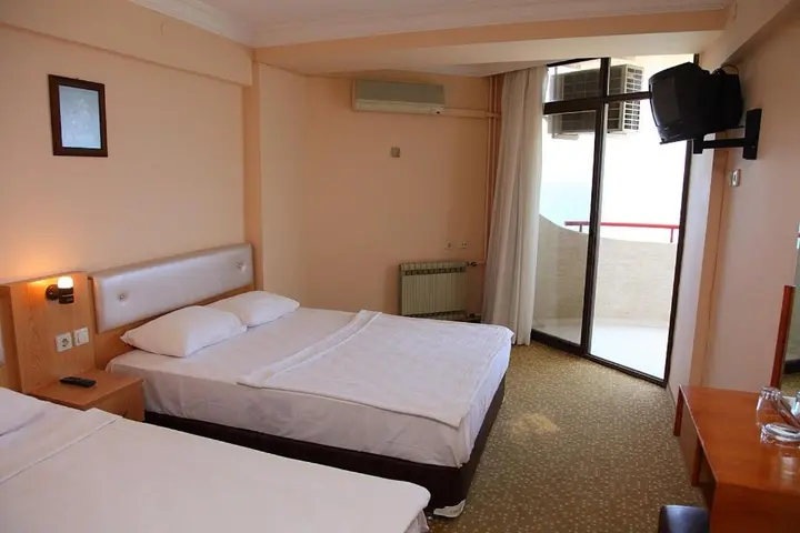 Кушадасы: Sergent Hotel