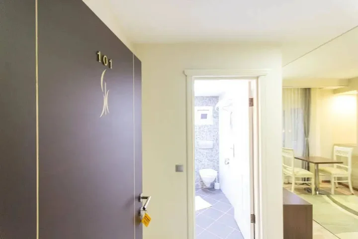 Адана: Sari Konak Apart Hotel