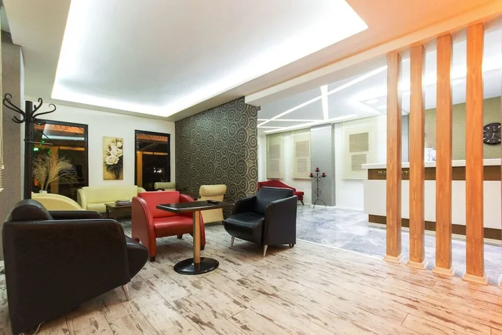 Адана: Sari Konak Apart Hotel