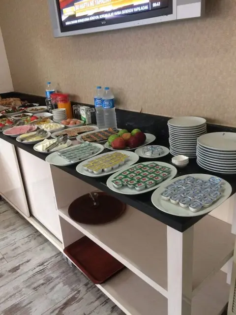 Адана: Sari Konak Apart Hotel