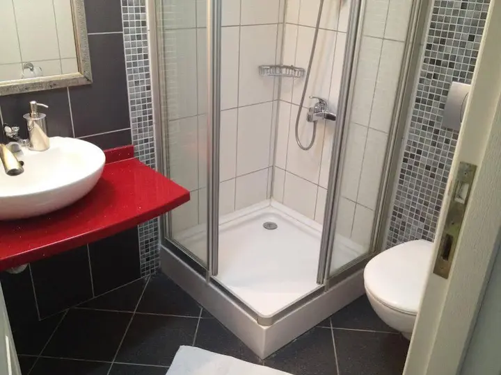 Адана: Sari Konak Apart Hotel
