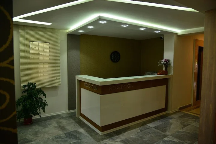 Адана: Sari Konak Apart Hotel
