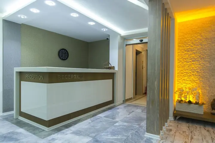 Адана: Sari Konak Apart Hotel