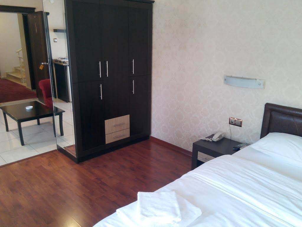 Адана: Sari Konak Apart Hotel