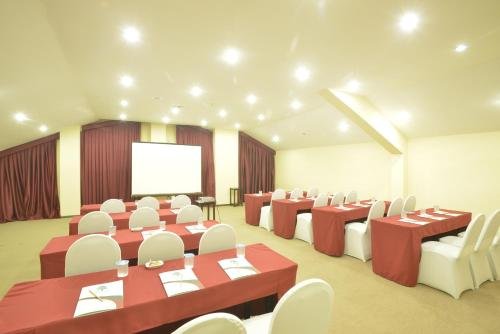 Арнавуткёй: Istanbul Airport Durusu Club Hotel