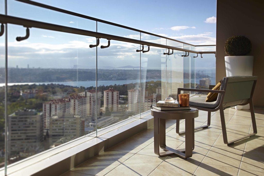 Стамбул: Renaissance Istanbul Polat Bosphorus Hotel
