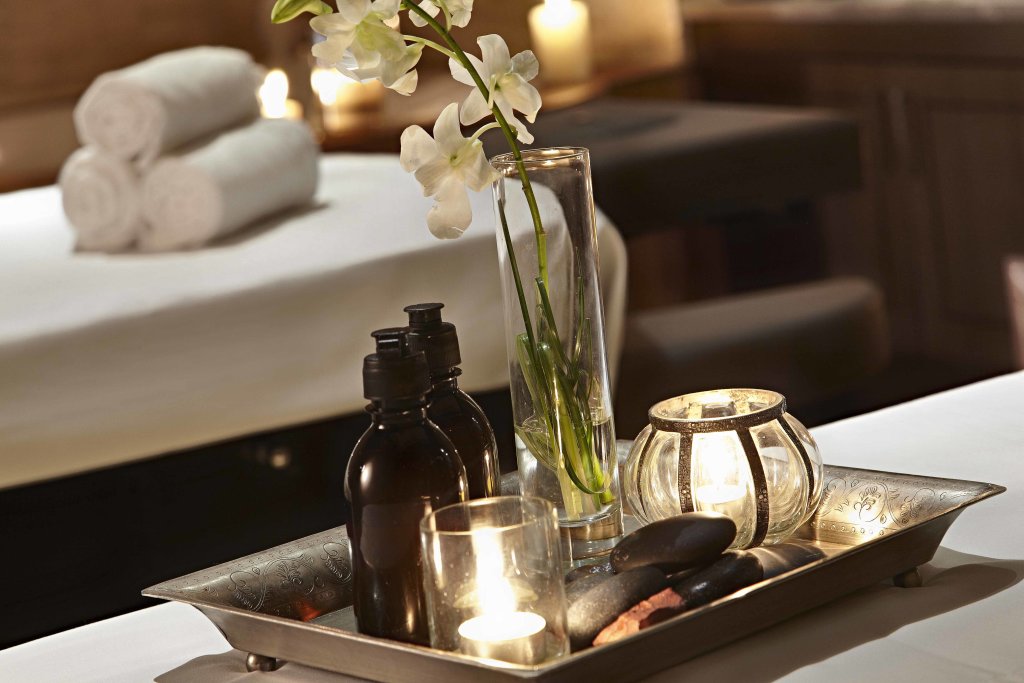 Стамбул: Renaissance Istanbul Polat Bosphorus Hotel