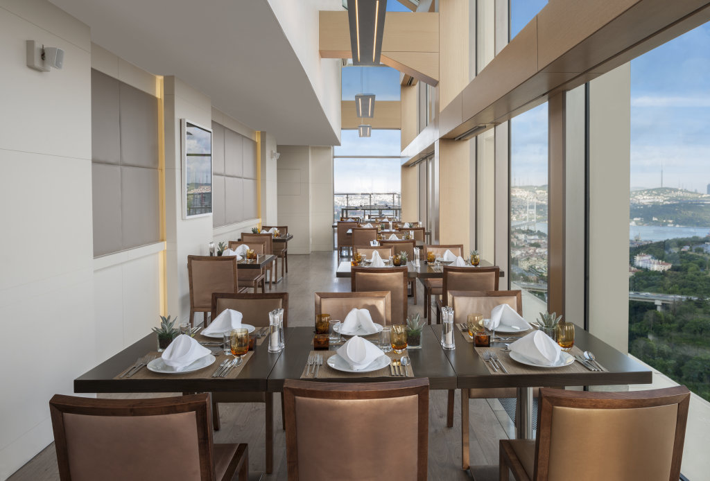 Стамбул: Renaissance Istanbul Polat Bosphorus Hotel