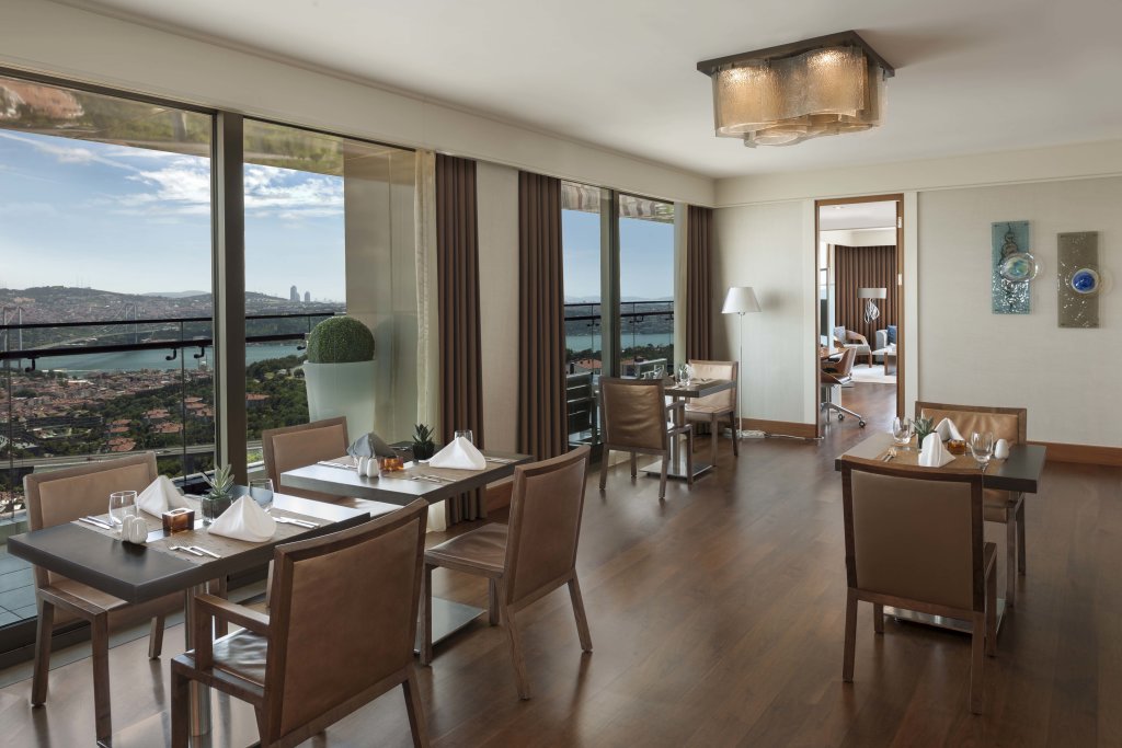 Стамбул: Renaissance Istanbul Polat Bosphorus Hotel