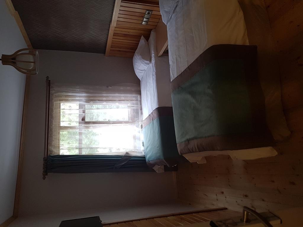 Чамлыхемшин: Sis Hotel