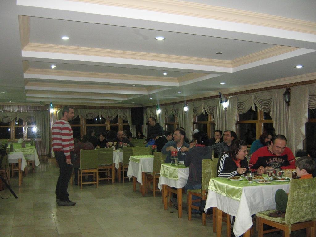Чамлыхемшин: Sis Hotel