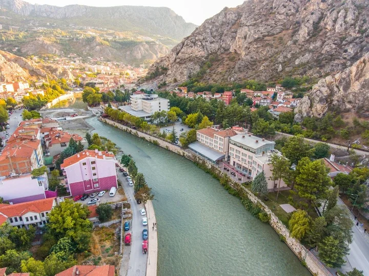 Амасья: Buyuk Amasya Oteli