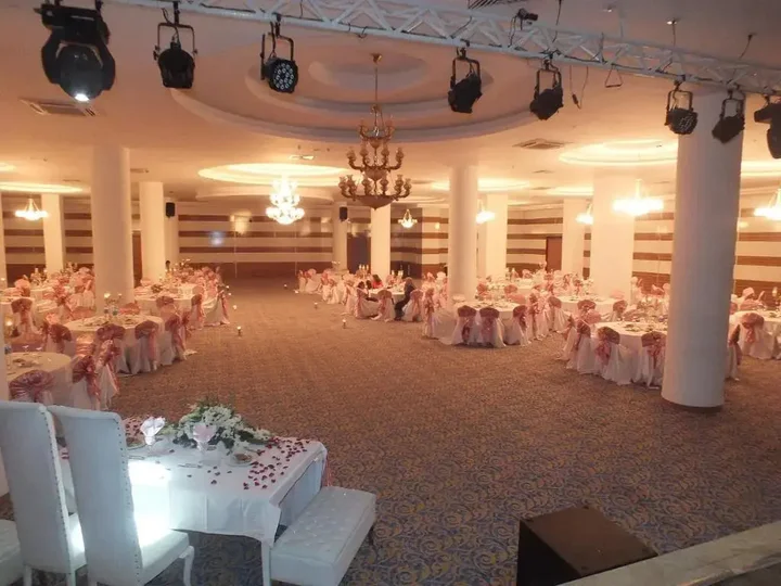 Караман: Demosan Otel & Spa