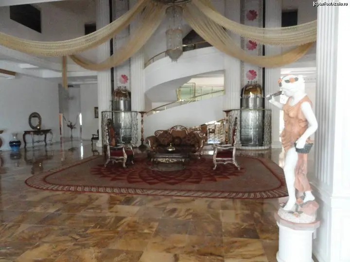 Капикири: Laur Hotels