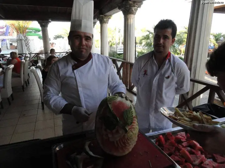 Капикири: Laur Hotels