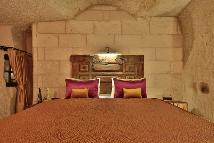 Гёреме: The Owl Cave Hotel