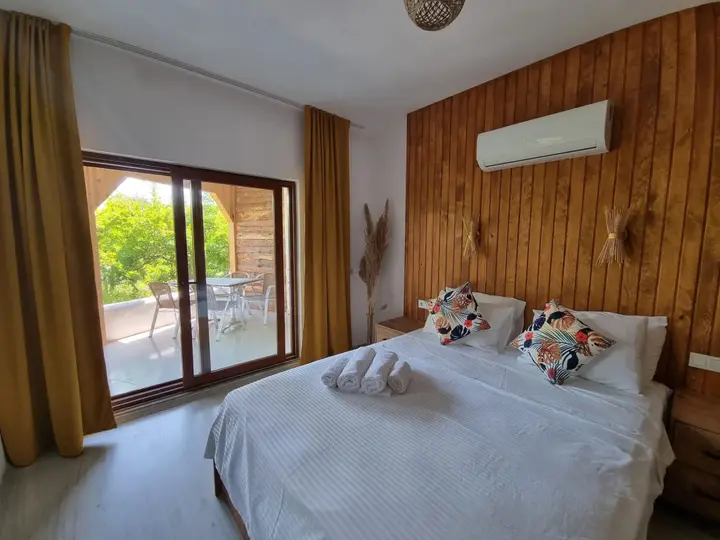 Чиралы: Sunset Boutique Hotel & Apartments