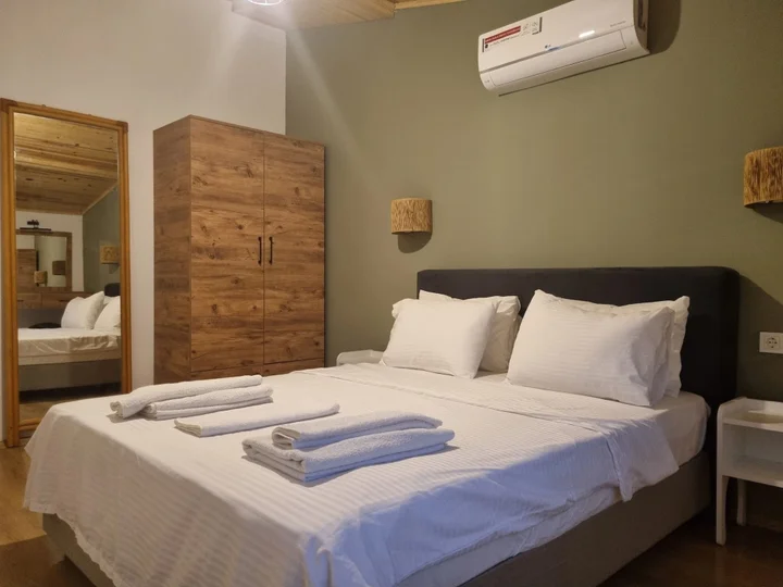 Чиралы: Sunset Boutique Hotel & Apartments