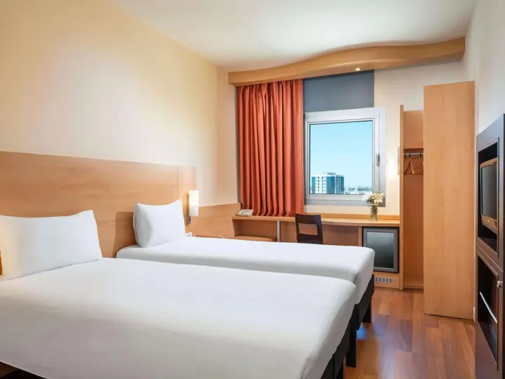 Адана: ibis Adana