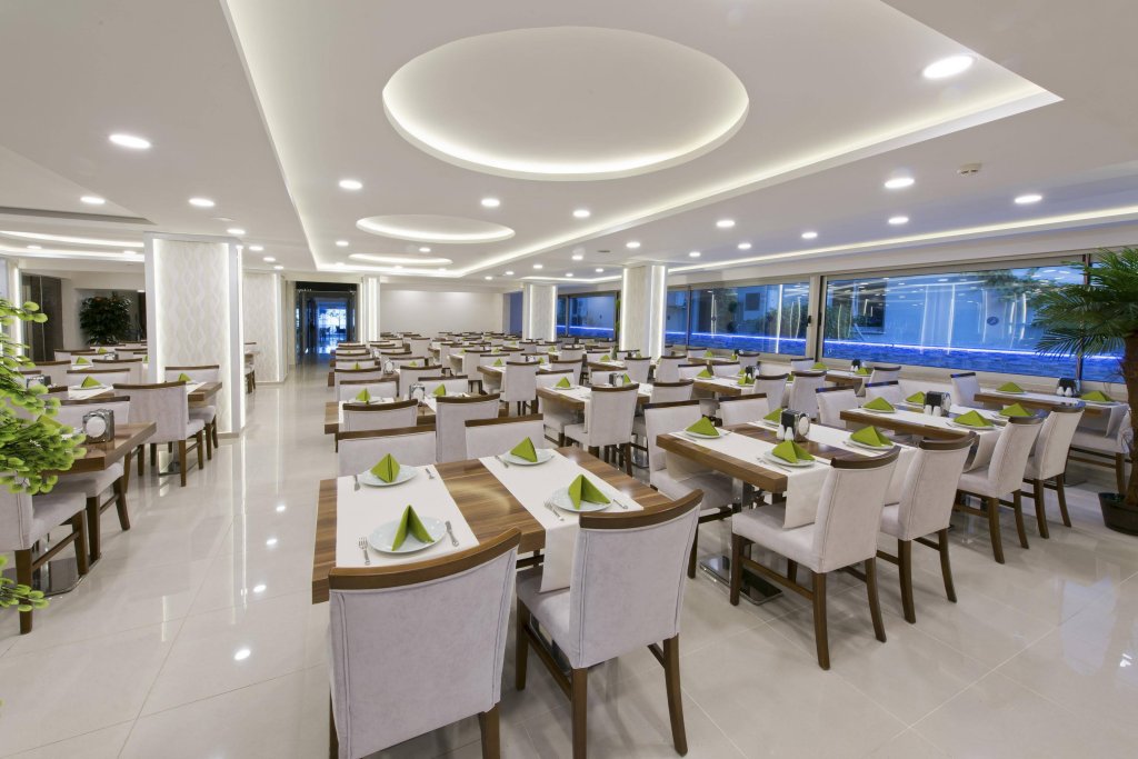 Аланья: Kleopatra Life Hotel & SPA