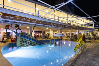 Окурджалар: Orange County Alanya