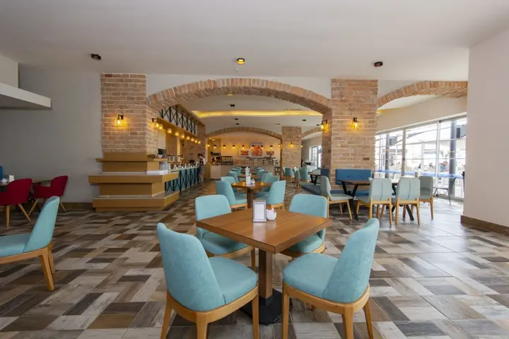 Окурджалар: Orange County Alanya