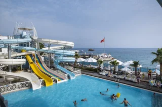 Окурджалар: Orange County Alanya