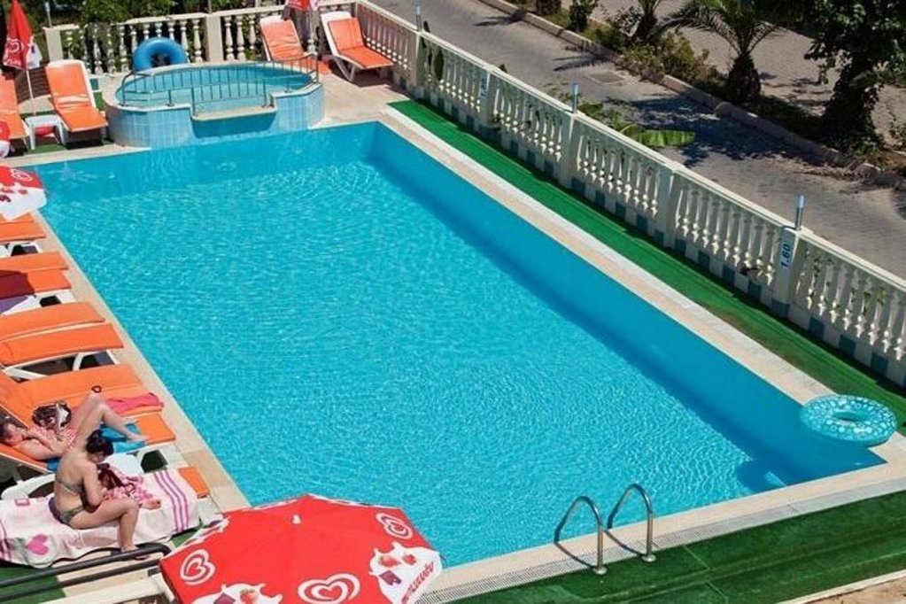 Мармарис: Ozturk Apart Hotel