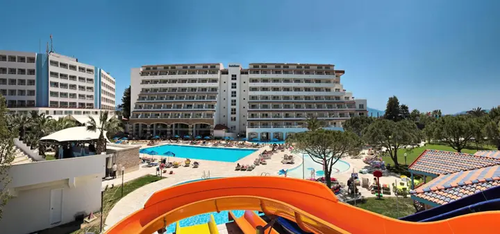 Согучак: Batihan Beach Resort & Spa Ultra All Inclusive