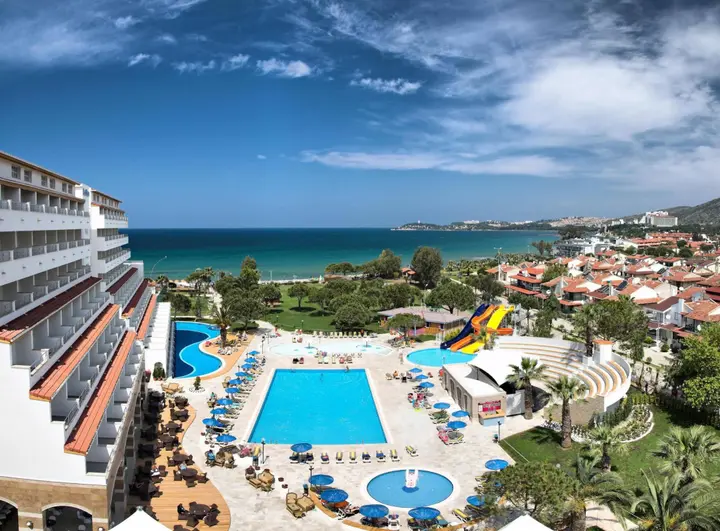 Согучак: Batihan Beach Resort & Spa Ultra All Inclusive