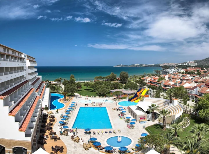 Согучак: Batihan Beach Resort & Spa Ultra All Inclusive