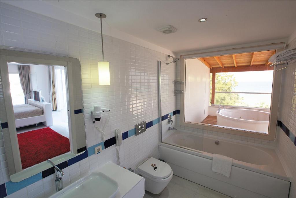 Согучак: Batihan Beach Resort & Spa Ultra All Inclusive