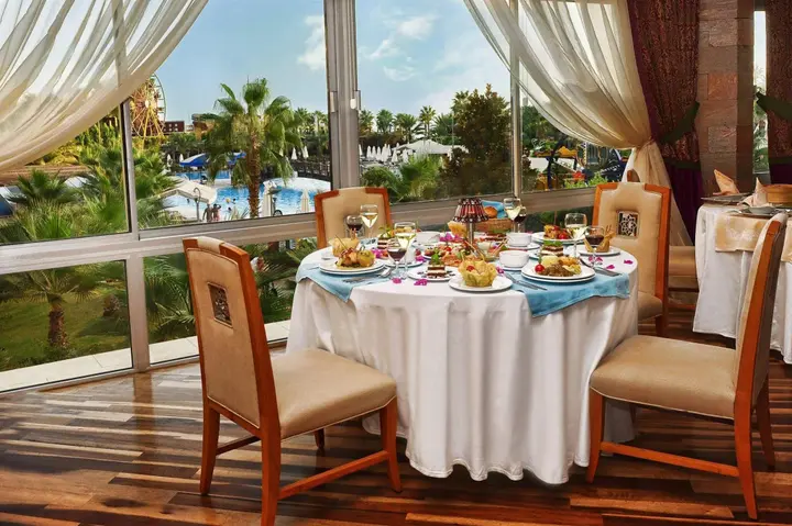Окурджалар: Mukarnas Spa & Resort