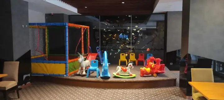 Эльбистан: Turizoom Business Hotel & Spa Elbistan