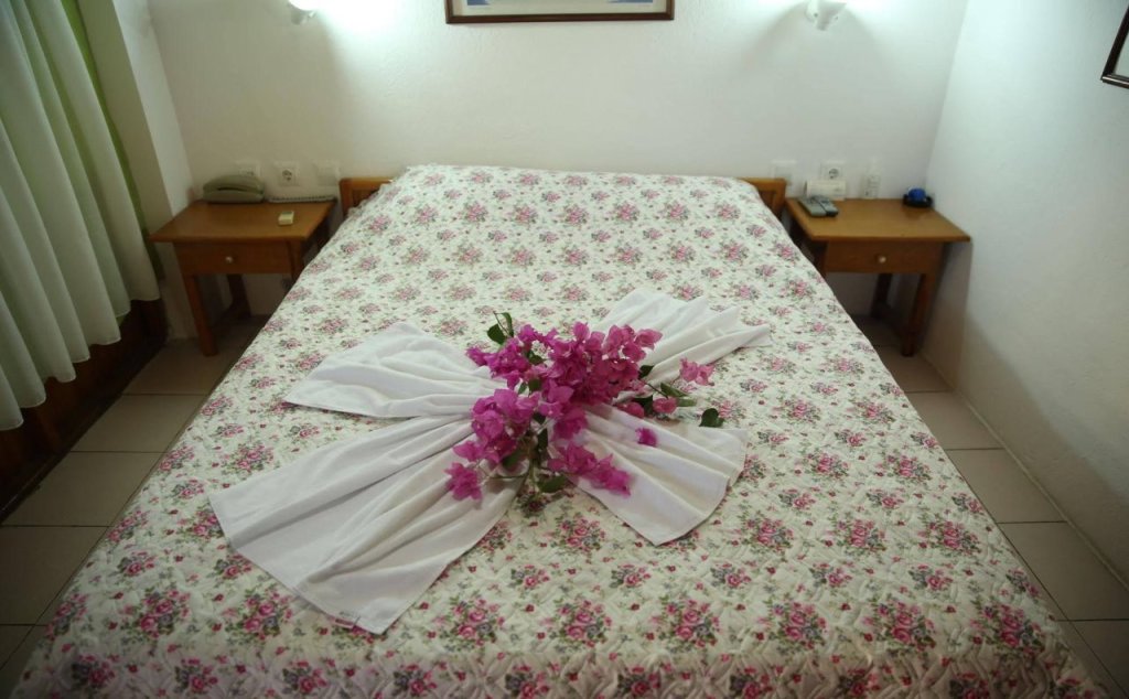 Финике: Baba Motel