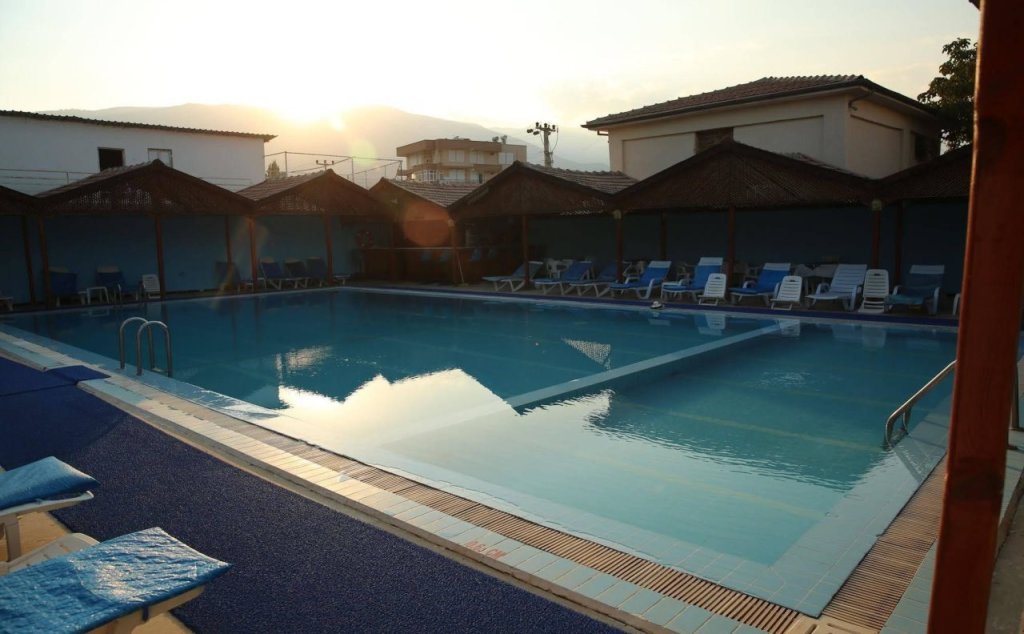 Финике: Baba Motel