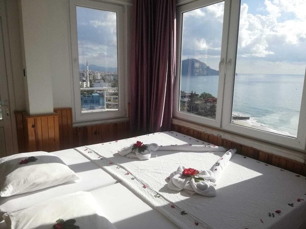 Royal Hotel Alanya — фото 4