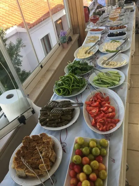 Бозджаада: Adali Pansiyon