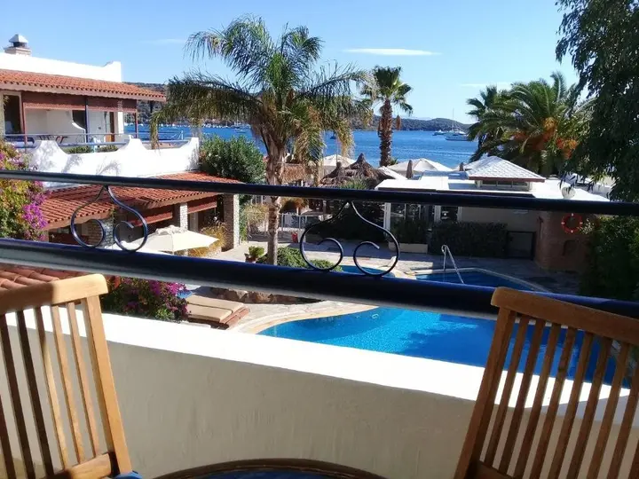 Битез: Yali Han Hotel