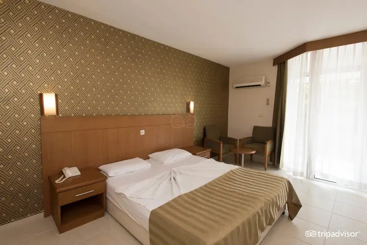 Кушадасы: Surtel Hotel